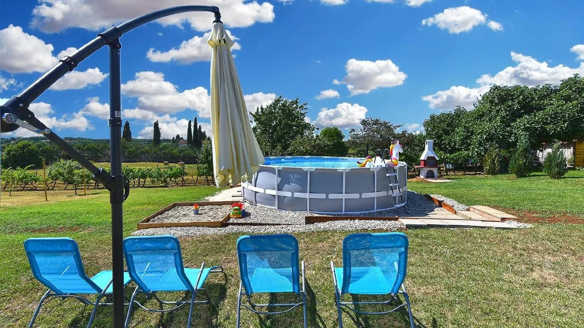 Ferienhaus Mit Privatpool Fuer 6 Personen Ca 67 Qm In Zminj, Istrien Binnenland Von Istrien Croatia